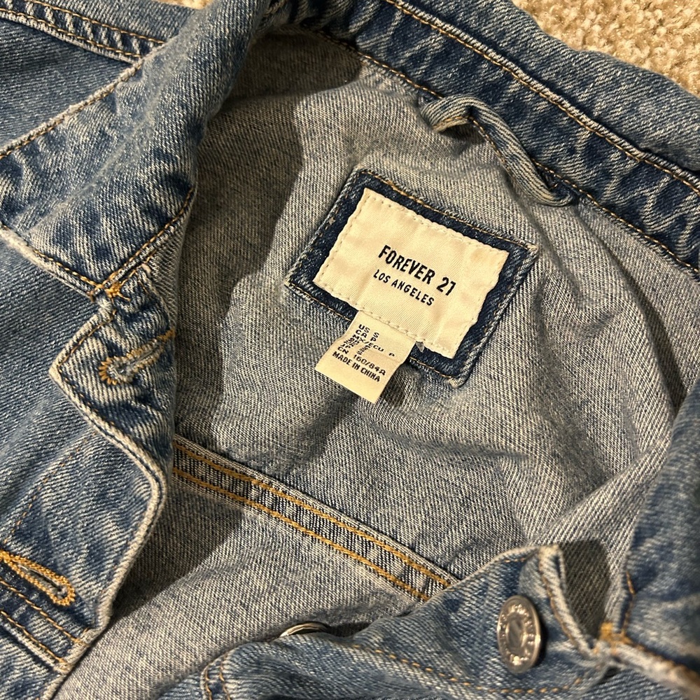 Forever 21 Raw Hem Denim Jacket - Picture 4 of 6